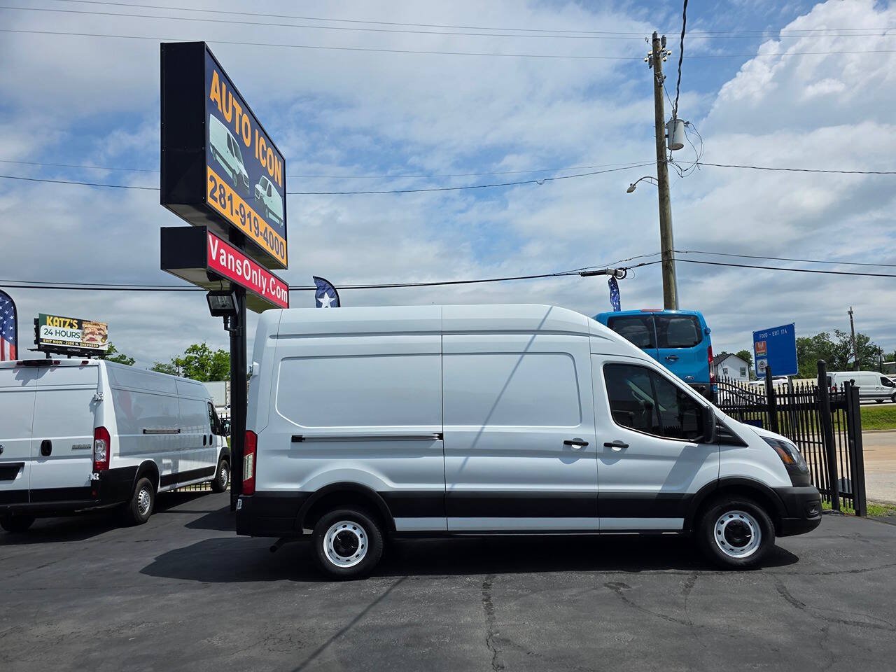 Used 2021 Ford Transit 250 148 High Roof w/ Load Area Protection Package RWD image 3