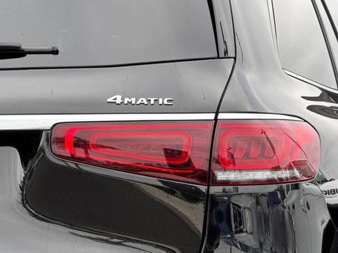 Certified 2023 Mercedes-Benz GLS 580 4MATIC image 36
