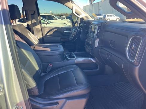 Used 2020 Chevrolet Silverado 2500 LT w/ Convenience Package image 14