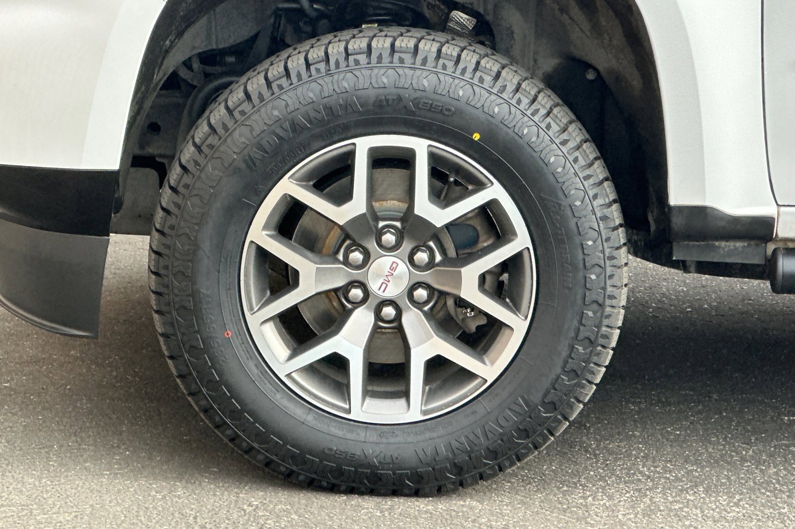 Used 2022 GMC Canyon AT4 w/ Driver Alert Package AWD/4WD image 25
