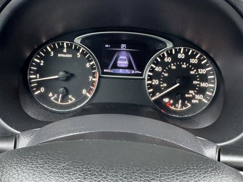 Used 2017 Nissan Altima 2.5 SV image 9