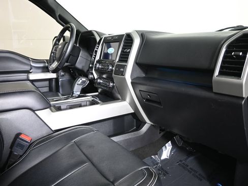 Used 2019 Ford F150 Lariat AWD/4WD image 16