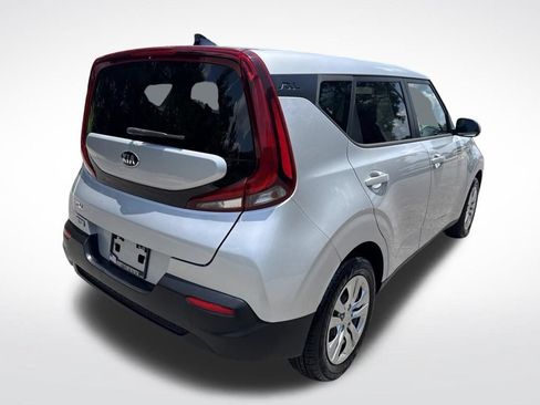 Used 2020 Kia Soul LX FWD image 5