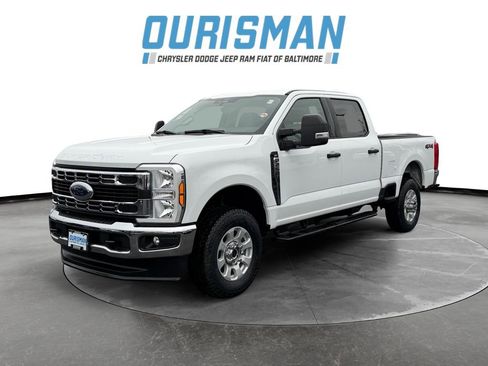 Used 2024 Ford F250 XLT image 2