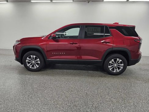 New 2026 Chevrolet Equinox LT w/ Convenience Package II FWD image 9