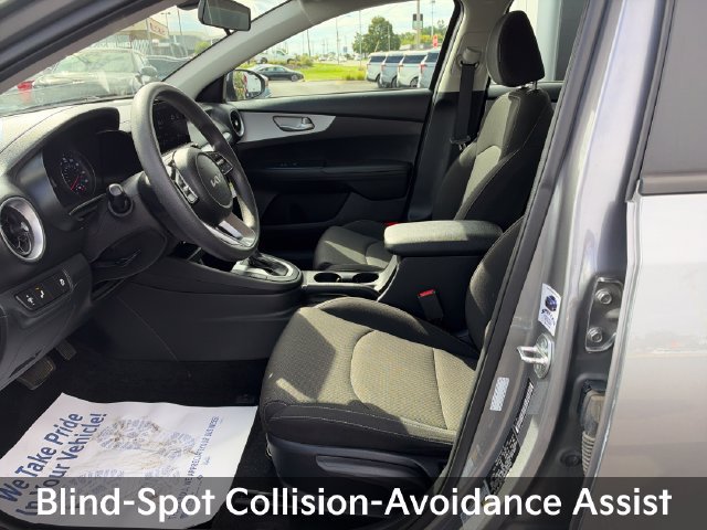 Used 2024 Kia Forte LXS w/ LXS Technology Package FWD image 13