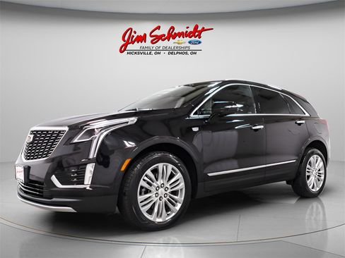 Used 2022 Cadillac XT5 Premium Luxury w/ LPO, Floor Liner Package image 3