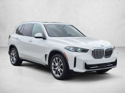 Used 2026 BMW X5 xDrive40i w/ Climate Comfort Package AWD/4WD image 3