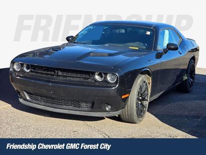 Used 2019 Dodge Challenger SXT w/ Blacktop Package