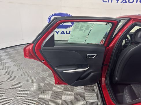 Used 2025 Kia K4 GT-Line w/ GT-Line Sunroof Package FWD image 31