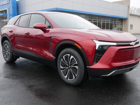 New 2025 Chevrolet Blazer EV LT image 2