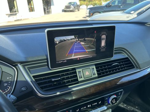 Used 2019 Audi Q5 Premium Plus image 23