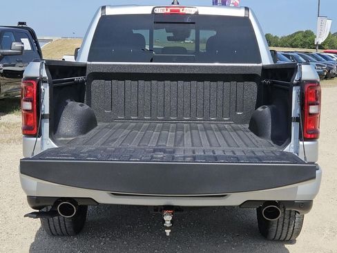 New 2026 RAM 1500 Express AWD/4WD image 8