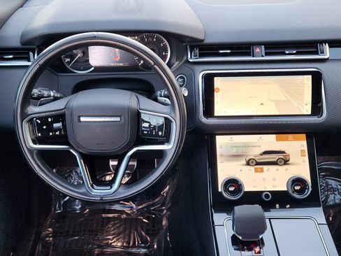 Certified 2023 Land Rover Range Rover Velar R-Dynamic S image 30