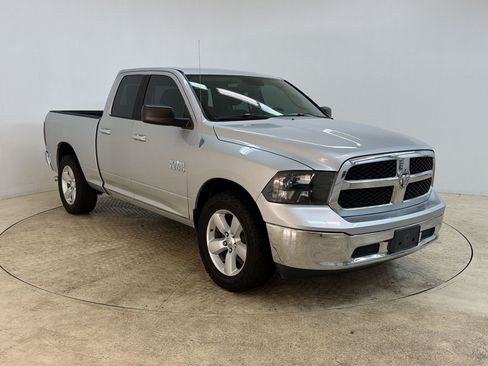 Used 2013 RAM 1500 Classic SLT w/ Premium Display Pkg AWD/4WD image 7
