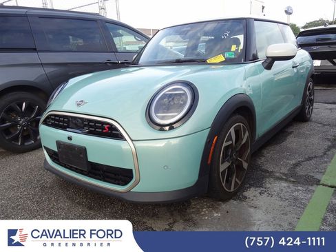 Used 2025 MINI Cooper S FWD image 3