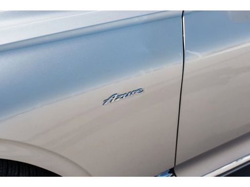 Used 2023 Bentley Continental GT V8 image 23