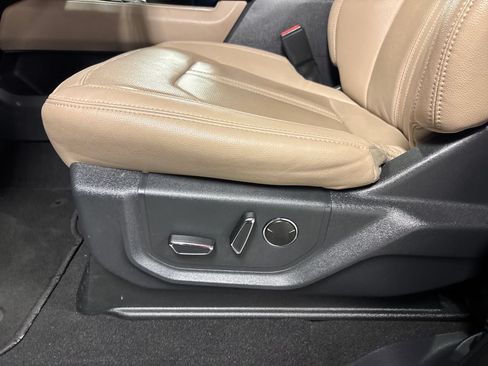 Used 2024 Ford Expedition Max Limited RWD image 25
