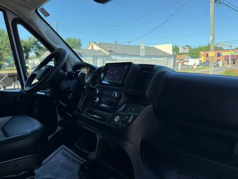 Used 2023 RAM ProMaster 2500 FWD image 51