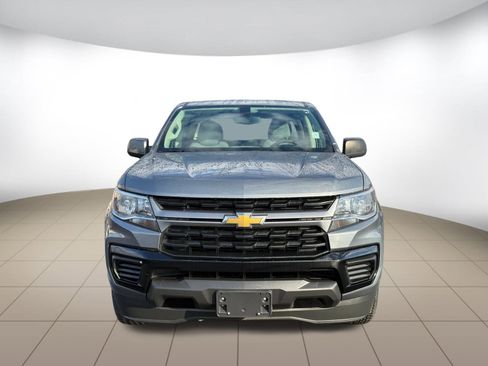 Used 2022 Chevrolet Colorado W/T image 2
