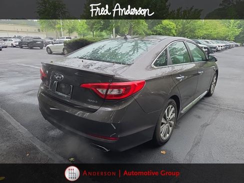 Used 2016 Hyundai Sonata Sport w/ Option Group 1V FWD image 11