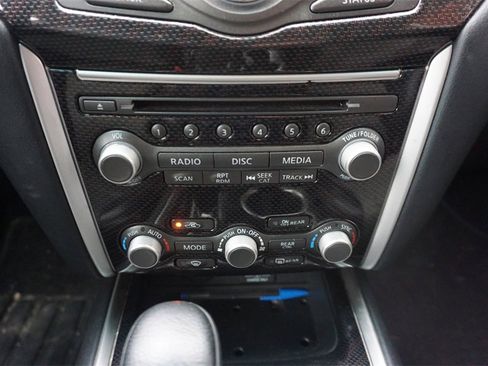 Used 2020 Nissan Pathfinder SV w/ Rock Creek Edition image 11