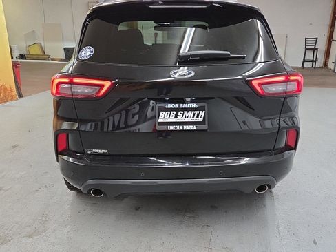 Used 2023 Ford Escape ST-Line Elite image 19