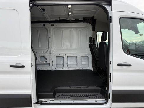 New 2026 Ford Transit 250 148 Medium Roof image 6
