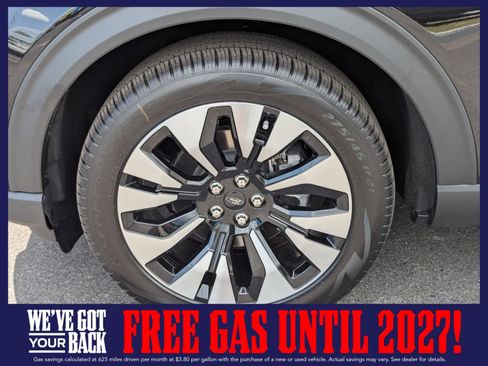 New 2026 Ford Explorer Platinum w/ LUX Leather Package AWD/4WD image 45