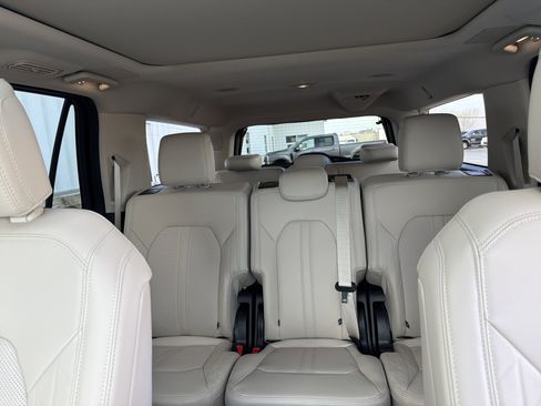 Certified 2024 Ford Expedition Max Platinum image 52