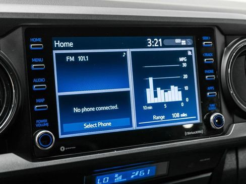 Used 2021 Toyota Tacoma TRD Sport w/ Technology Package image 28