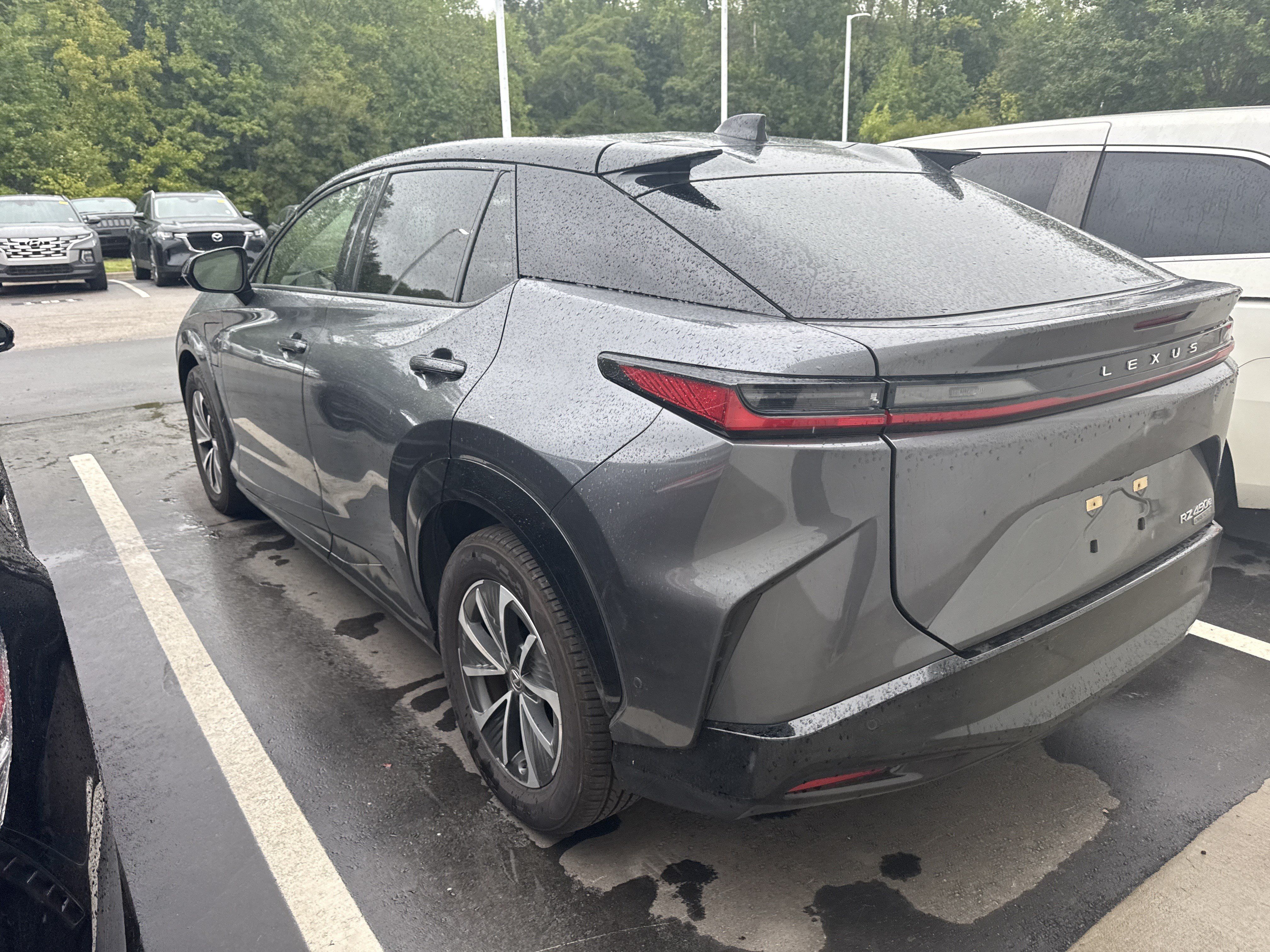 Used 2023 Lexus RZ 450e Premium w/ Technology Package AWD/4WD image 9