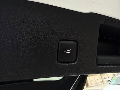 Used 2023 Ford Escape ST-Line w/ Tech Pack #1 FWD image 26