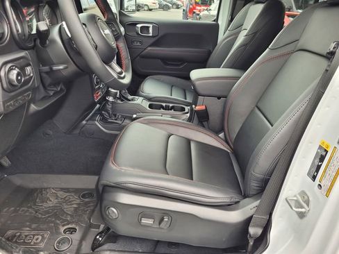 New 2026 Jeep Wrangler Unlimited Rubicon 392 w/ Quick Order Package 27X Moab AWD/4WD image 8