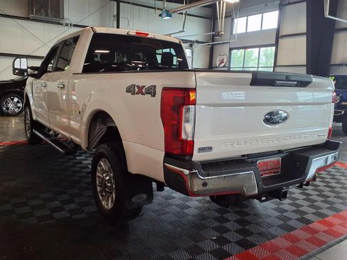 Used 2017 Ford F350 Lariat AWD/4WD image 5