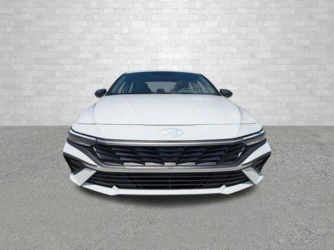 New 2025 Hyundai Elantra Sport FWD image 6