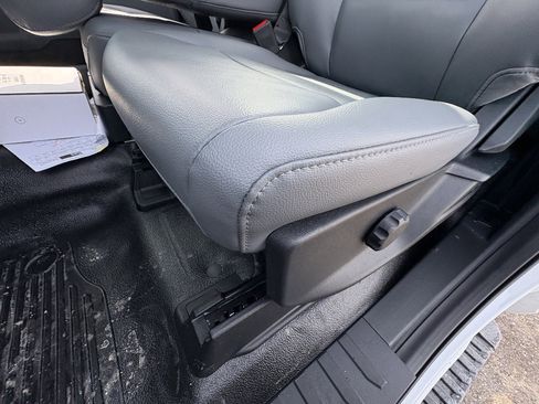 New 2026 Ford F550 4x4 Regular Cab Super Duty w/ Snow Plow Prep Package image 29
