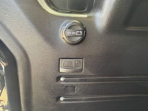 Used 2022 Jeep Wrangler Unlimited Rubicon 4xe w/ Steel Bumper Group AWD/4WD image 29