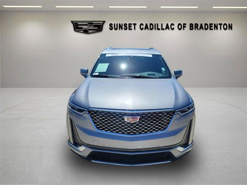 Certified 2025 Cadillac XT6 Premium Luxury w/ Platinum Package image 2