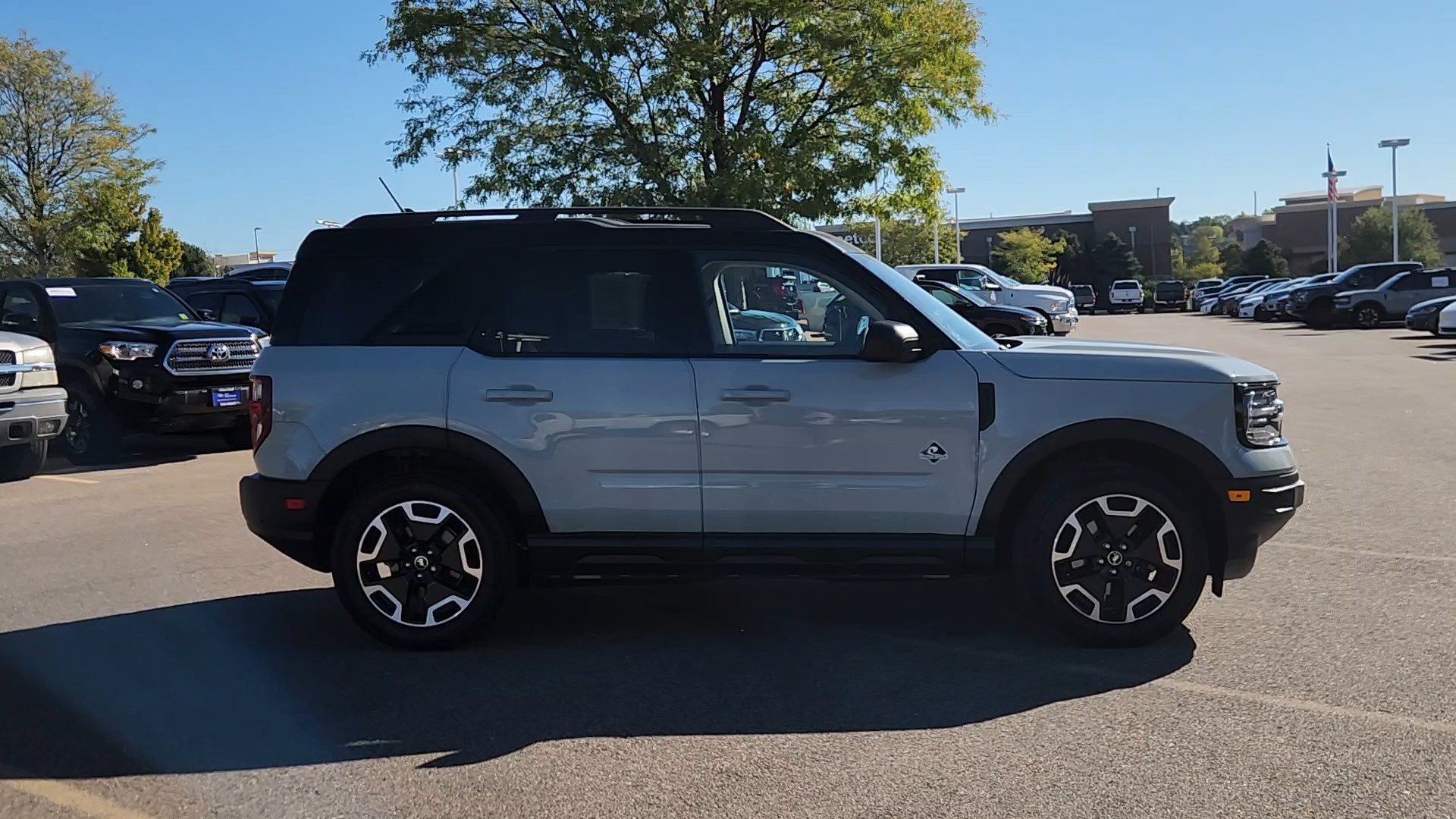 Certified 2021 Ford Bronco Sport Outer Banks AWD/4WD image 11