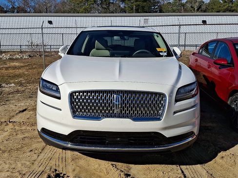 Certified 2023 Lincoln Nautilus Reserve w/ Equipment Group 201A image 2