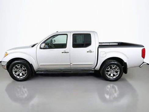 Used 2019 Nissan Frontier SL image 13