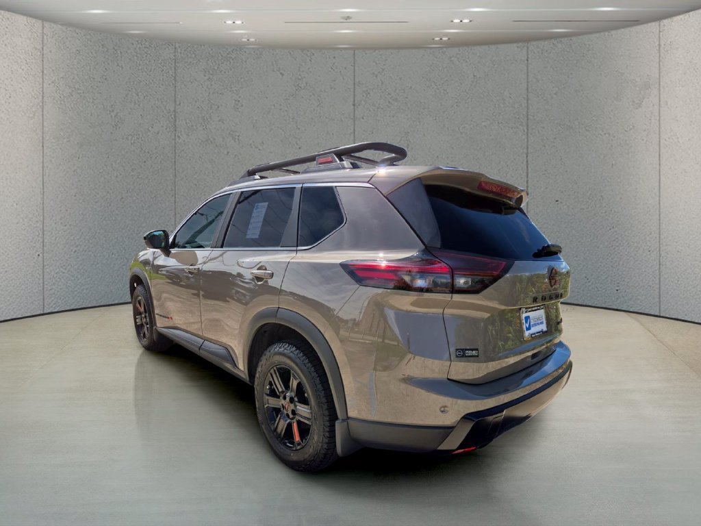 Used 2026 Nissan Rogue SV w/ Rock Creek Premium Package AWD/4WD image 3