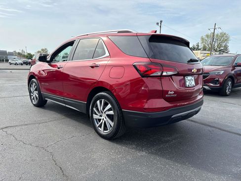 Used 2023 Chevrolet Equinox Premier image 3