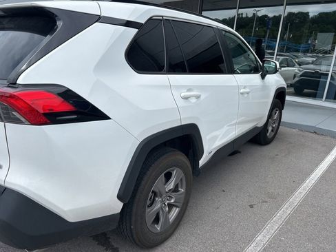 Used 2024 Toyota RAV4 XLE AWD/4WD image 3