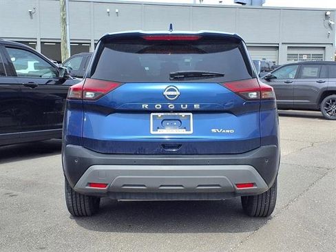 Used 2023 Nissan Rogue SV AWD/4WD image 20