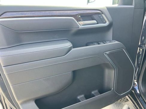 New 2026 GMC Sierra 1500 Elevation image 10