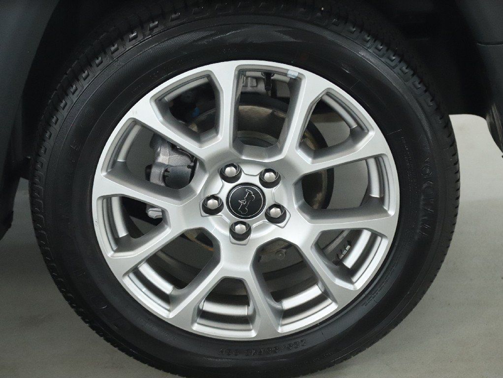 Used 2025 Jeep Compass Limited AWD/4WD image 39