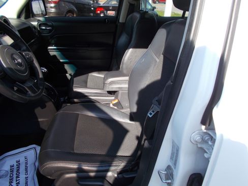 Used 2016 Jeep Patriot Sport w/ Power Value Group FWD image 16