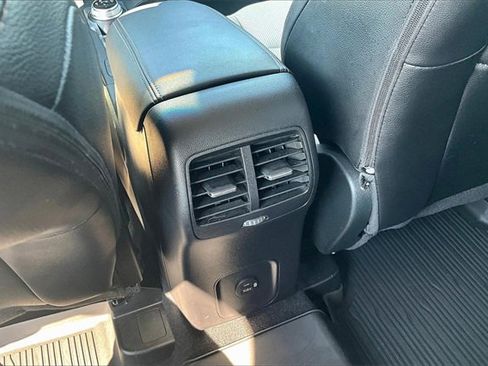 Used 2022 Ford Escape SEL w/ Technology Package image 10